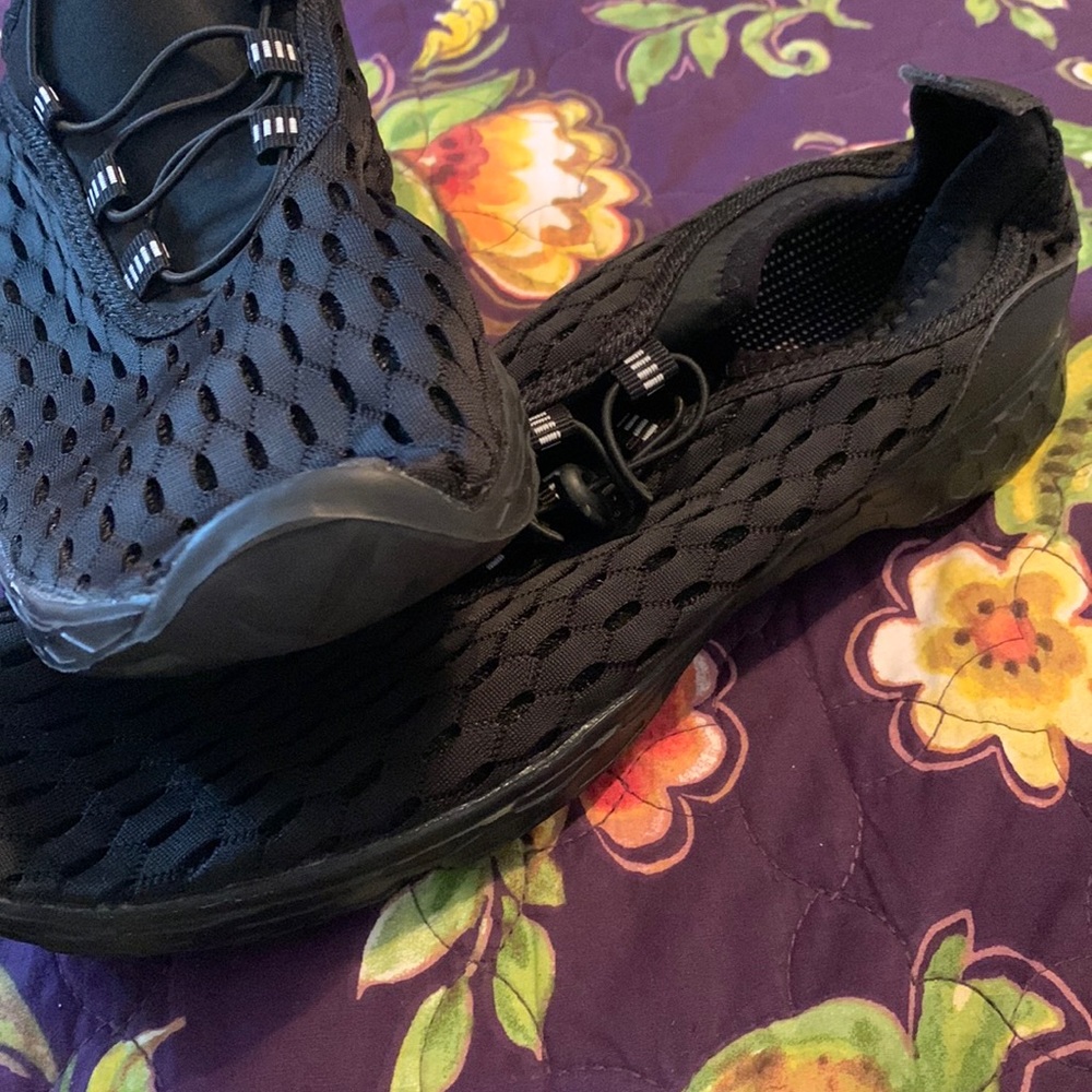 Black shoes